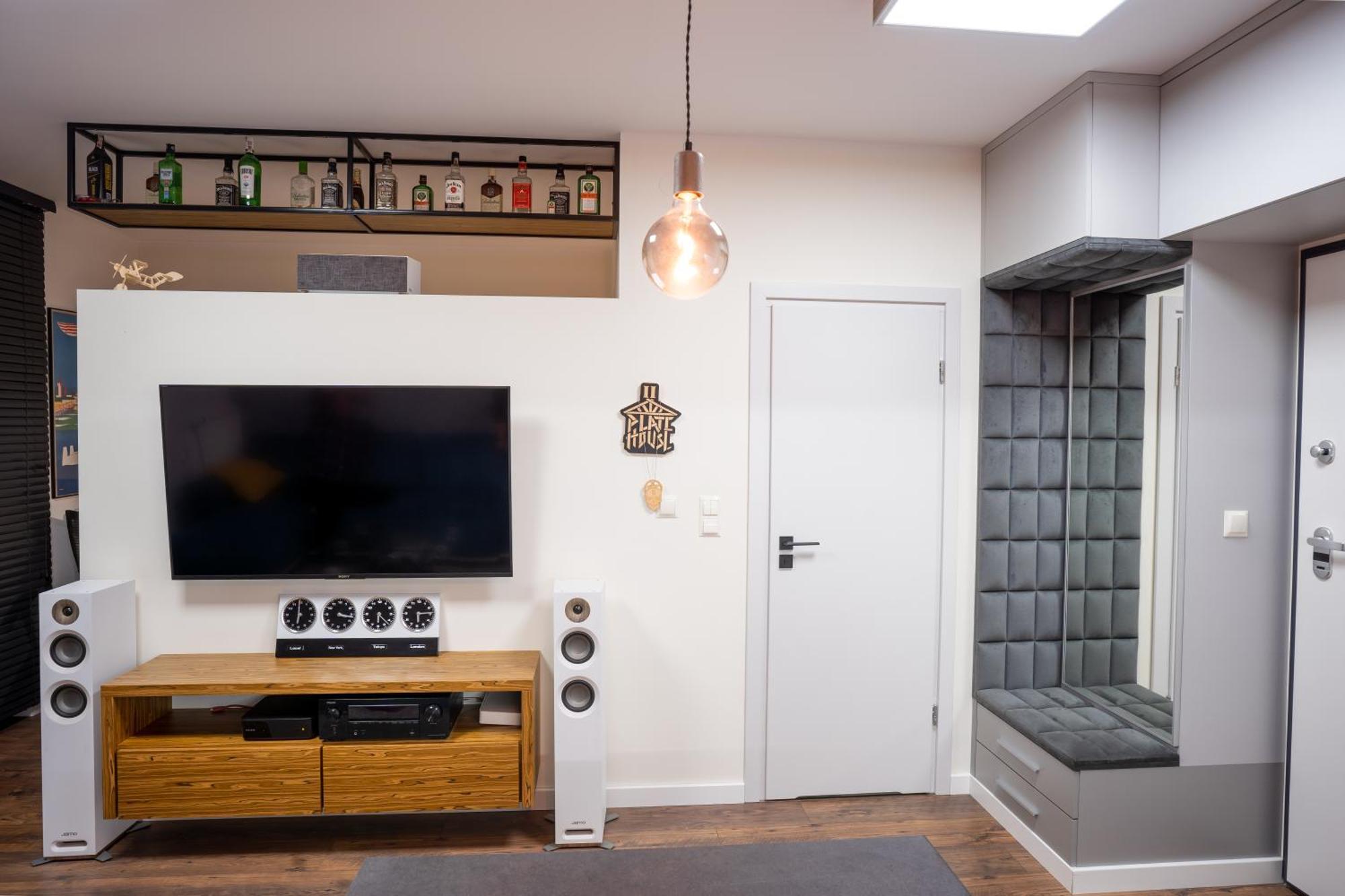 Kasprzaka 31A Free Garage By Perfect Apart Варшава Экстерьер фото